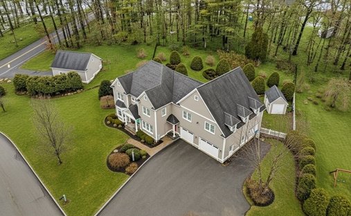 House in Canton, Massachusetts, United States 1