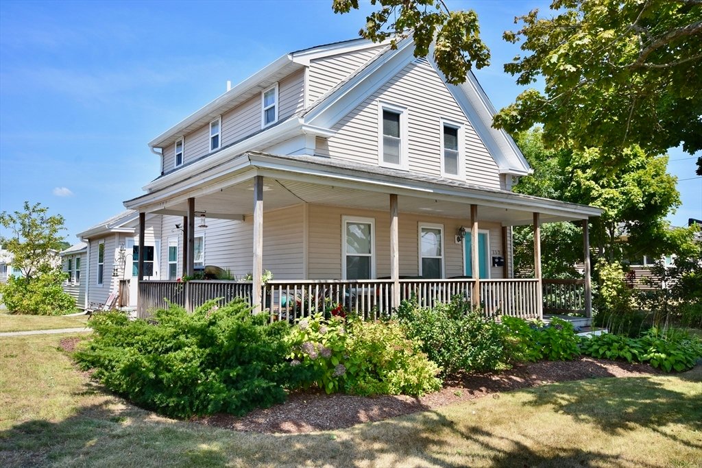 Bourne, Massachusetts, United States 2 - 17751093