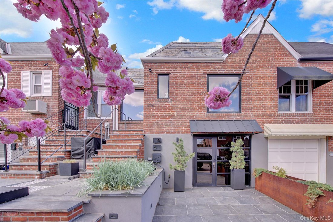 House in New York, New York, United States 1 - 17752629