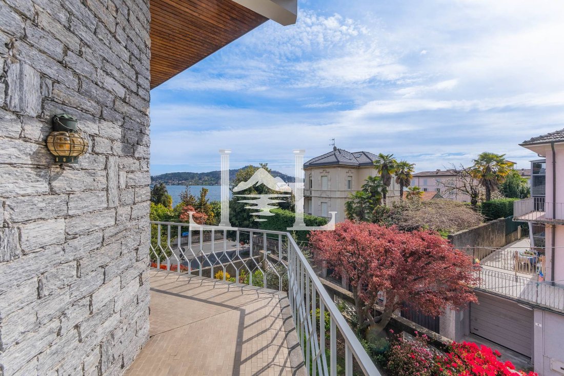 Villa in Meina, Piedmont, Italy 5 - 17750910