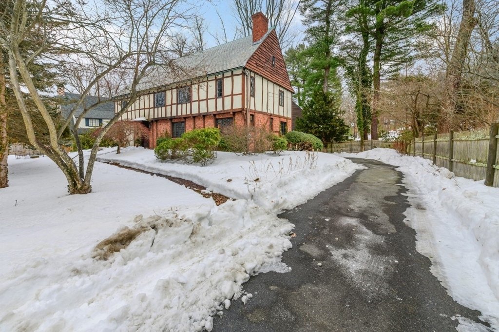 House in Brookline, Massachusetts, United States 2 - 17751332