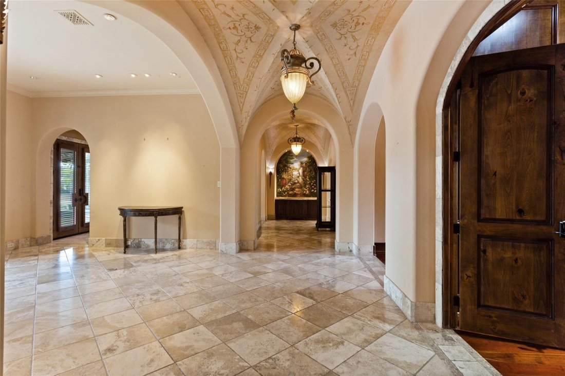 House in Houston, Texas, United States 4 - 17752827