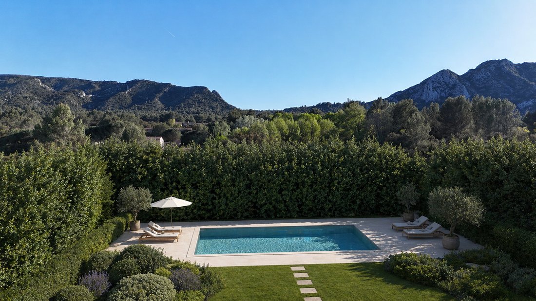 House in Eygalières, Provence-Alpes-Côte d'Azur, France 5 - 17658452
