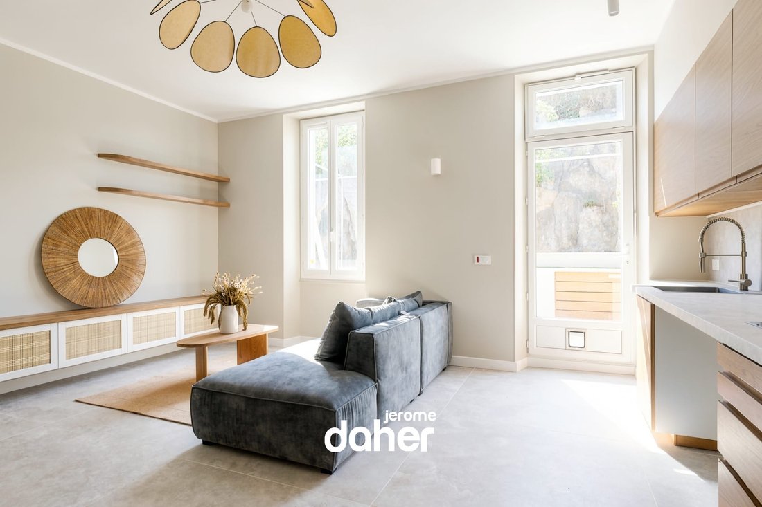 Apartment in Pointe Rouge, 8e Arrondissement, Marseille 5 - 17103870