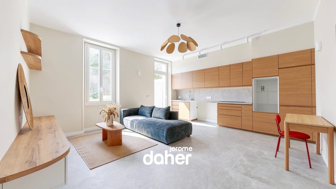 Apartment in Pointe Rouge, 8e Arrondissement, Marseille 4 - 17103870