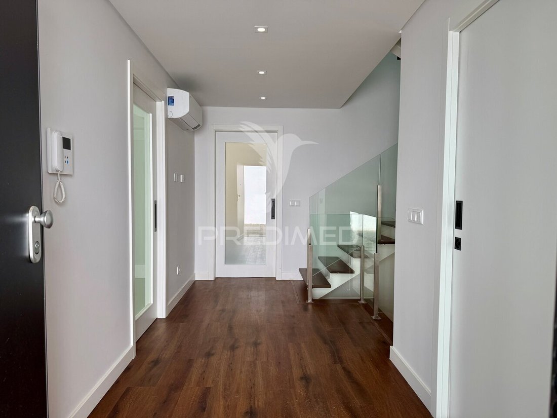 Apartment in Leiria, Pousos, Barreira e Cortes, Leiria District, Portugal 3 - 17753129