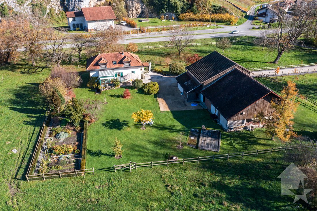 Casa a Yvorne, Vaud, Svizzera 2 - 17753338