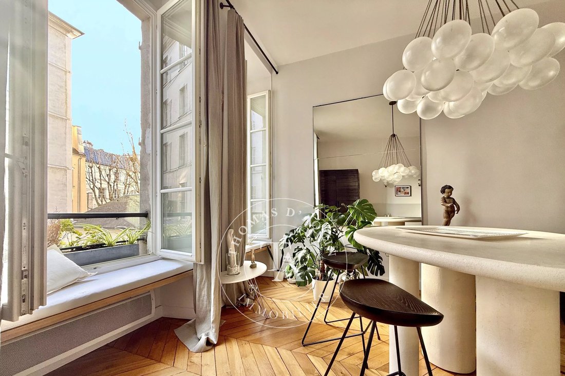 Apartment in Saint Germain des Prés, Paris 6e Arrondissement, Paris 2 - 17753172