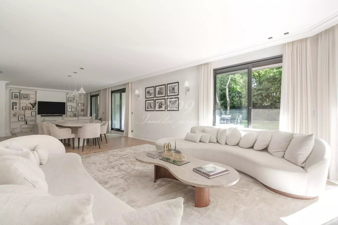 Apartment in Ile de la Jatte - Parc d'Orléans, Neuilly-sur-Seine, France 1 - 17683933