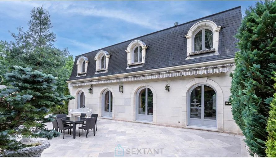 Villa in Guiche-Villers, Saint-Fargeau-Ponthierry, France 1 - 17753246