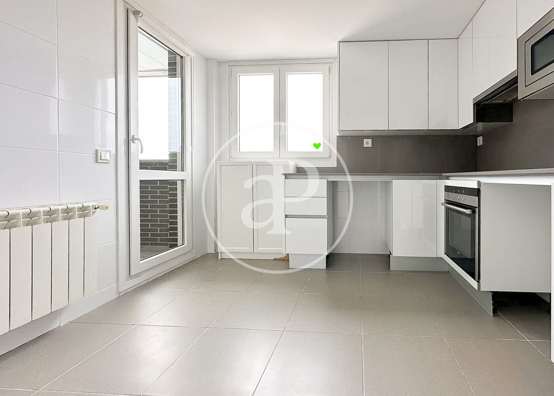 Penthouse in Barajas, Madrid, Spain 4 - 17753206