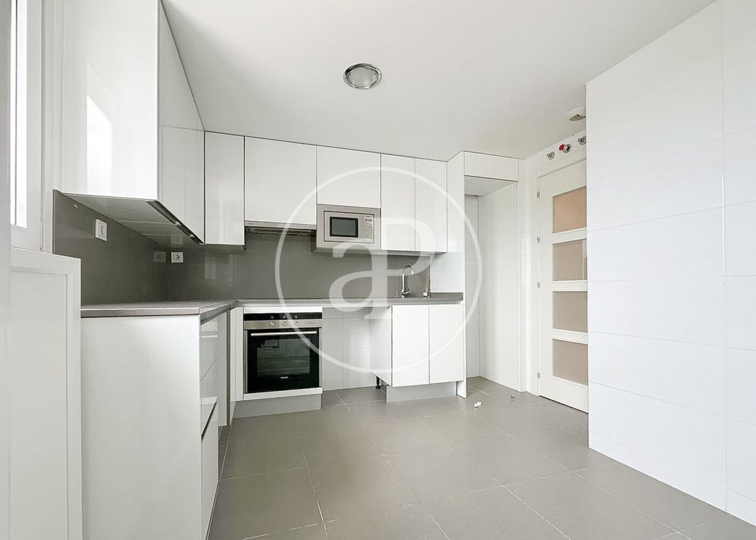 Penthouse in Barajas, Madrid, Spain 5 - 17753206