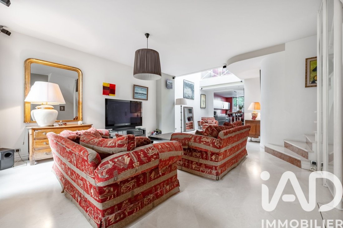 House in Nogent-sur-Marne, Ile-de-France, France 5 - 17754647