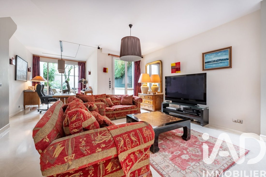 House in Nogent-sur-Marne, Ile-de-France, France 4 - 17754647
