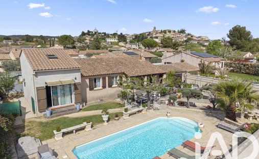 House in Pourrieres, Provence-Alpes-Côte d'Azur, France 1