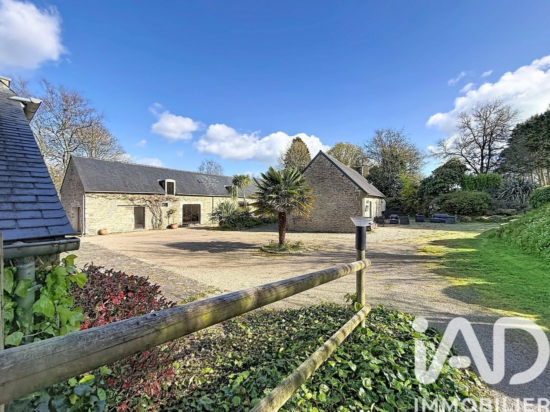 House in Plogastel-Saint-Germain, Brittany, France 2 - 17754599
