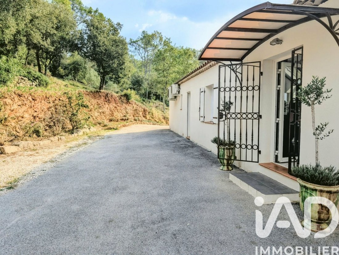 House in Cabasse, Provence-Alpes-Côte d'Azur, France 2 - 17755253
