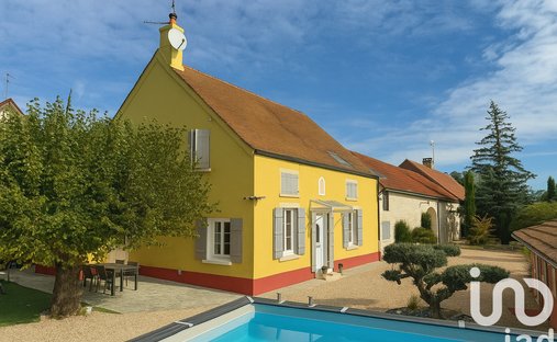 House in Vignoles, Bourgogne – Franche-Comté, France 1