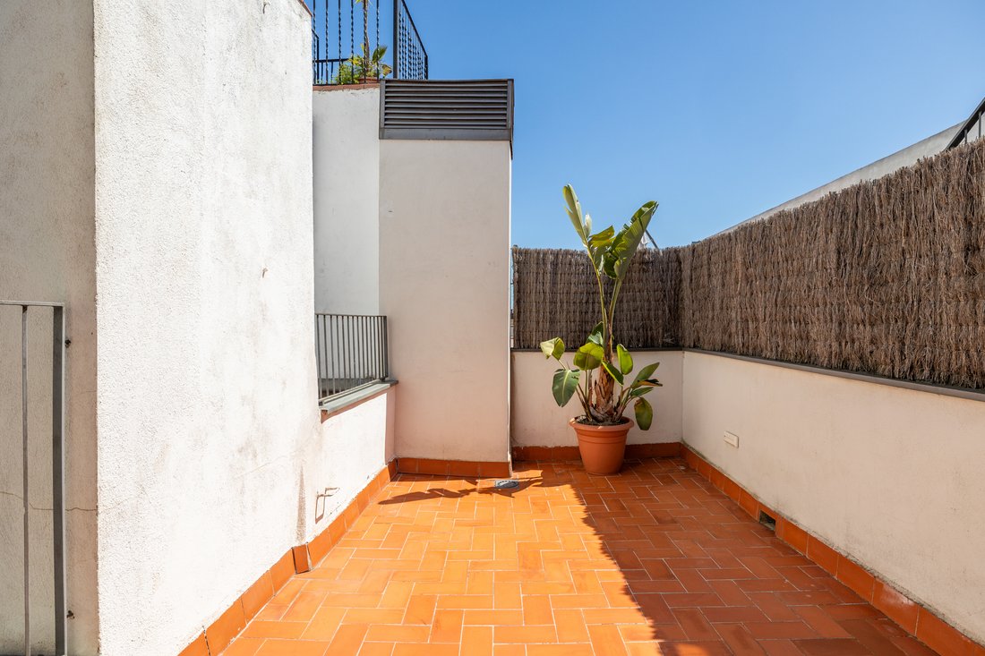 Apartment in Ciutat Vella, Barcelona, Spain 2 - 17753823