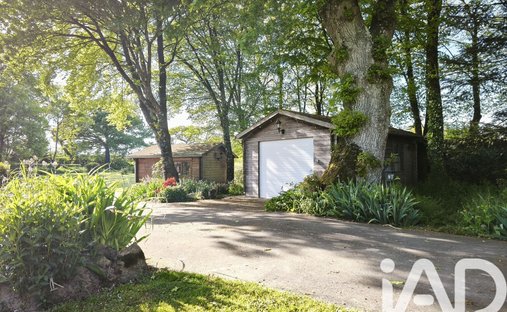 House in Saint-Georges-Buttavent, Pays de la Loire, France 1