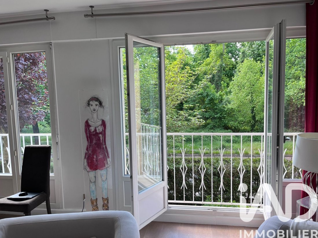 Apartment in Vincennes, Ile-de-France, France 3 - 17131098