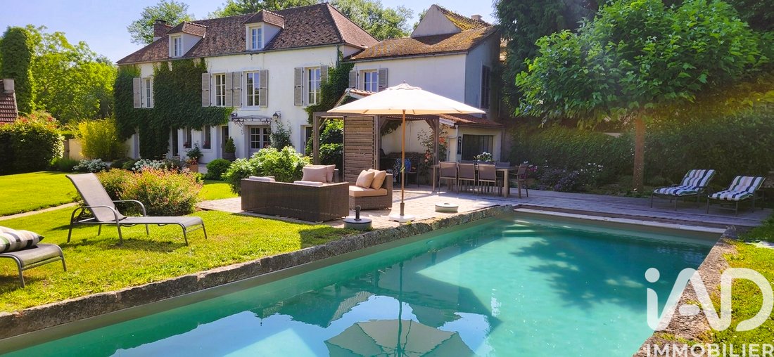 House in Galluis, Ile-de-France, France 1 - 17754859