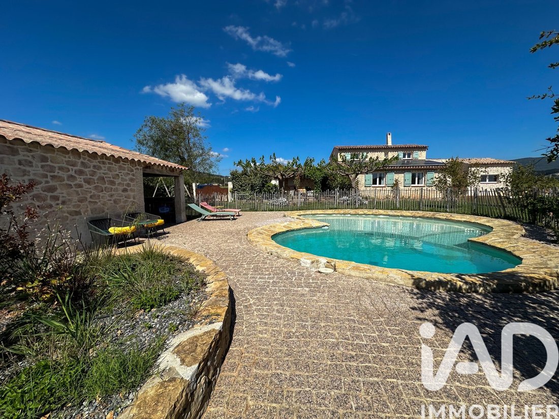 House in Cuers, Provence-Alpes-Côte d'Azur, France 1 - 17755192