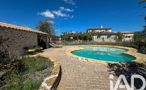 House in Cuers, Provence-Alpes-Côte d'Azur, France 1
