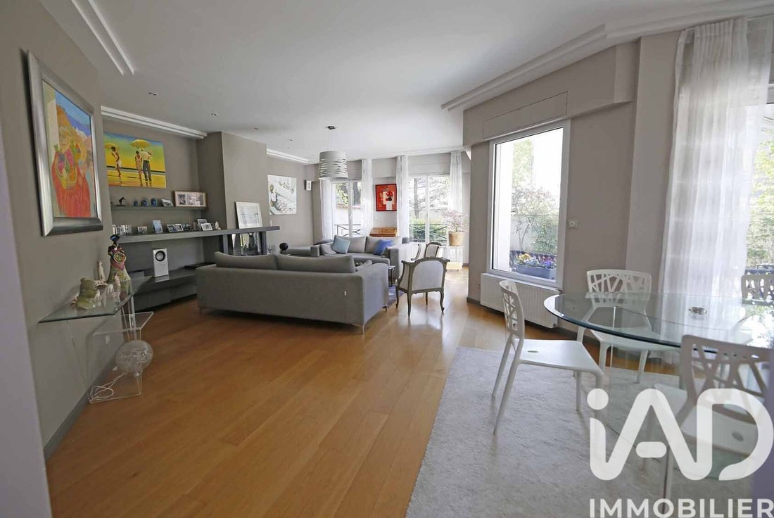 House in Nogent-sur-Marne, Ile-de-France, France 3 - 17754931