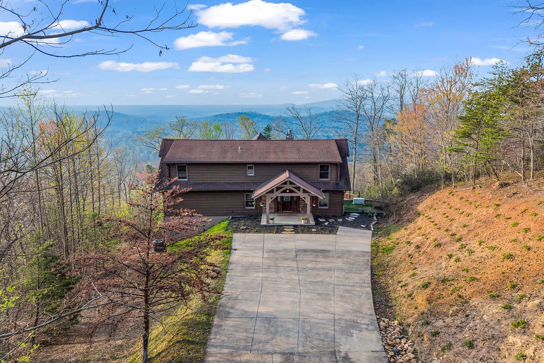 House in Lake Lure, North Carolina, United States 3 - 17753451
