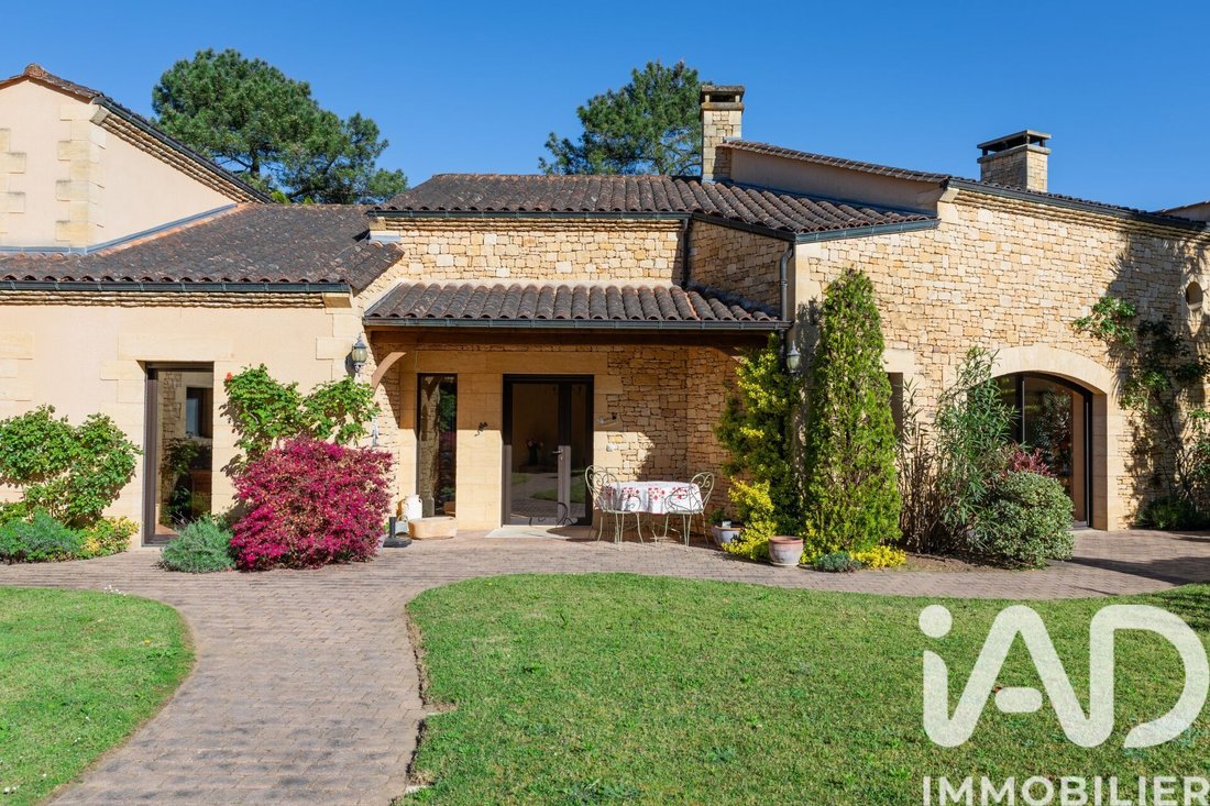 House in Marcillac-Saint-Quentin, Nouvelle-Aquitaine, France 4 - 17754572