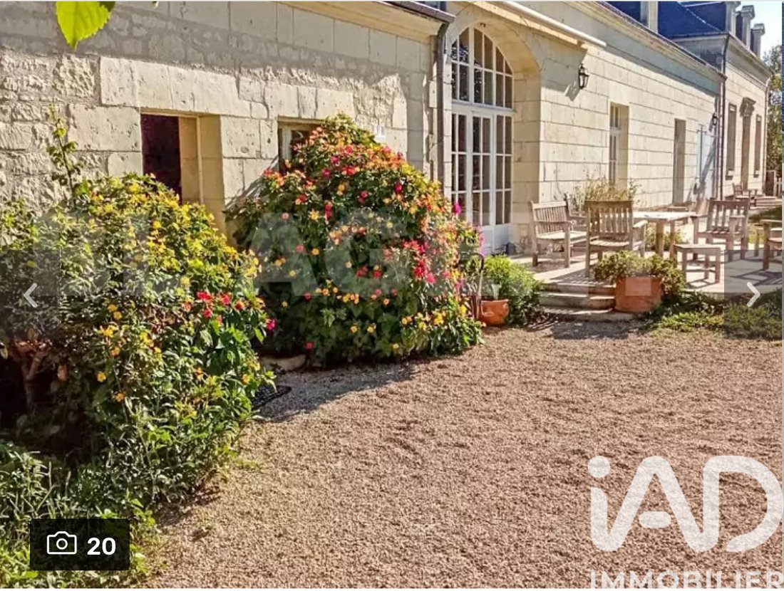 House in La Chapelle-sur-Loire, Centre-Val de Loire, France 1 - 17658747