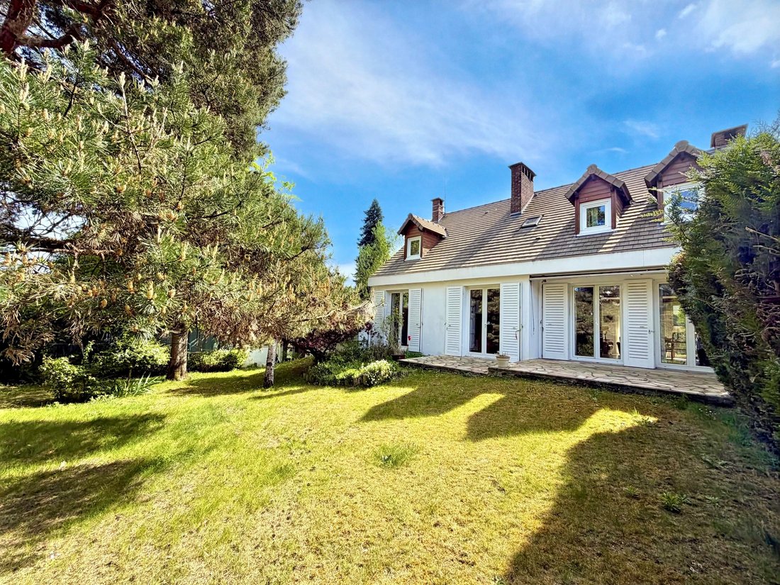 House in Res de la Poste-Res du Bois, Verrières-le-Buisson, France 1 - 17750084