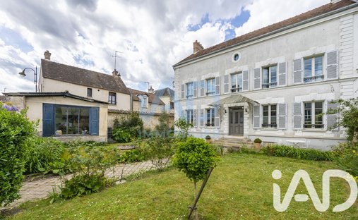 House in Thomery, Ile-de-France, France 1