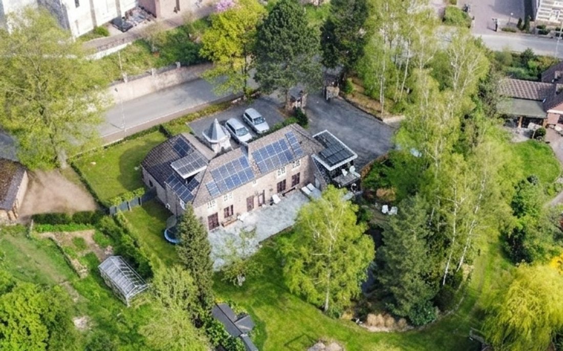 Villa in Schinnen, Limburg, Netherlands 4 - 17754044