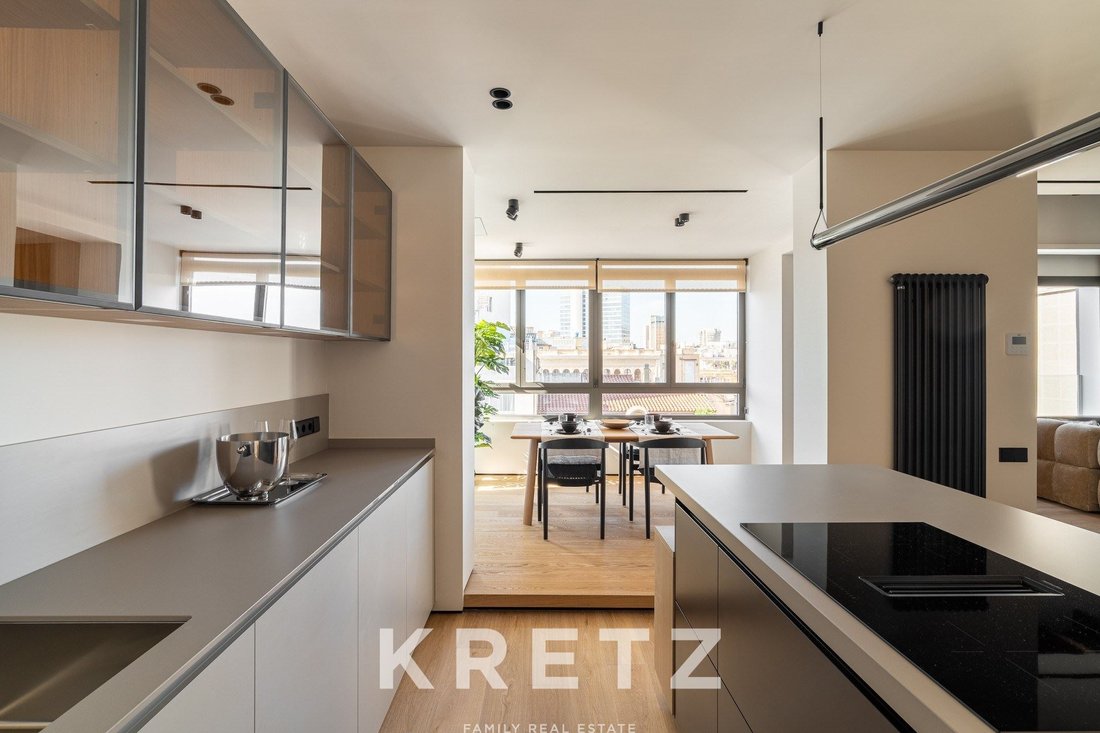 Apartment in Sarrià-Sant Gervasi, Barcelona, Spain 4 - 17753381