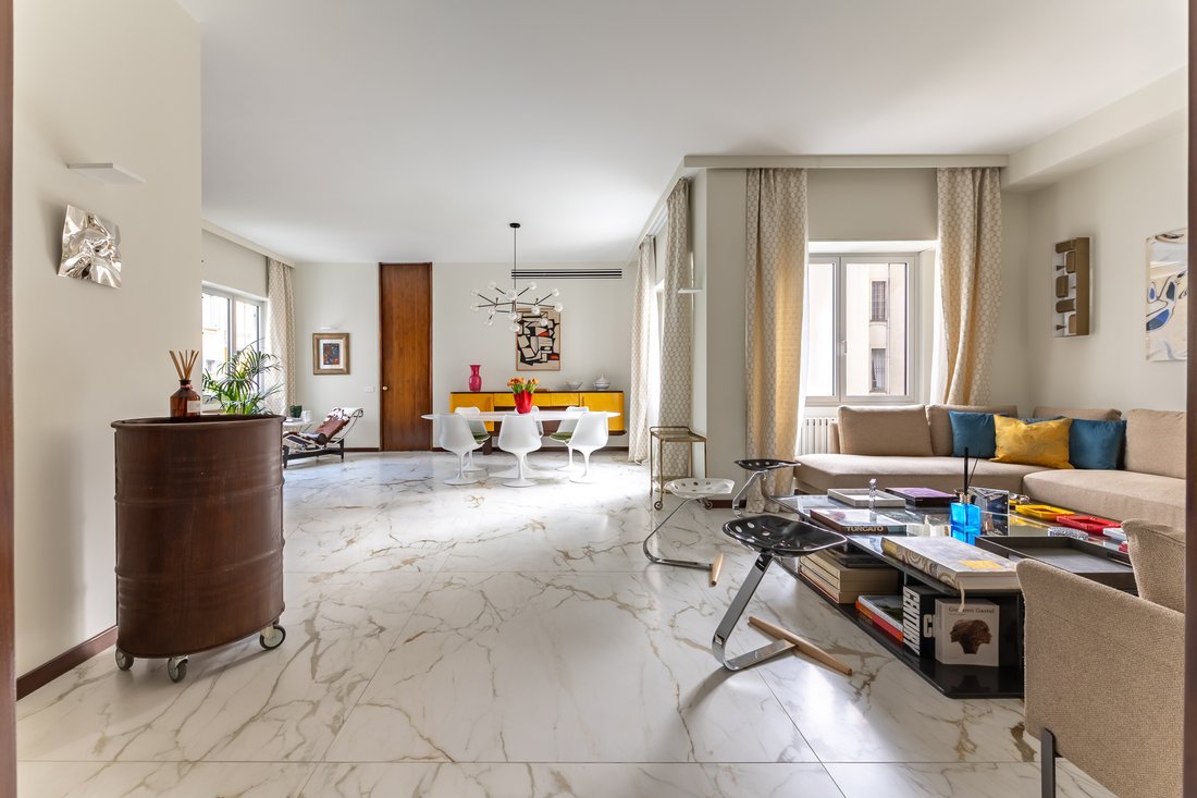 Apartment in Garibaldi - Porta Venezia, Milan, Lombardy 2 - 17753540