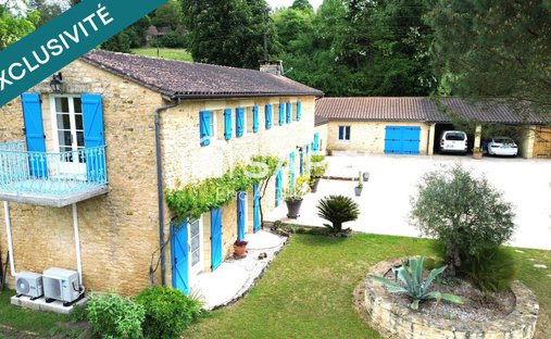 Exclusivity In Its Purest Form!! Overlooking A Private Valley, This 17 Th Century Manor Offers Total