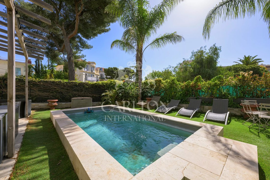 Villa in Cannes, Provence-Alpes-Côte d'Azur, France 2 - 17753345