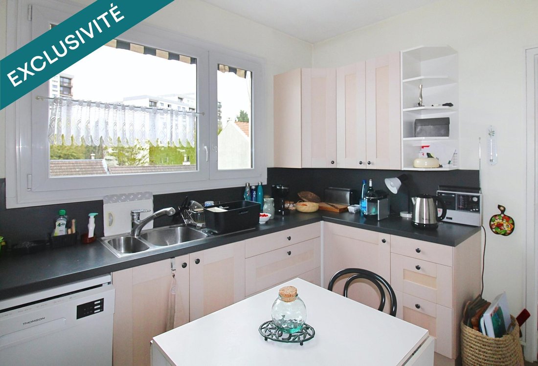Apartment in La Faiencerie-Le Clos Saint Cyr, Bourg-la-Reine, France 5 - 17559182