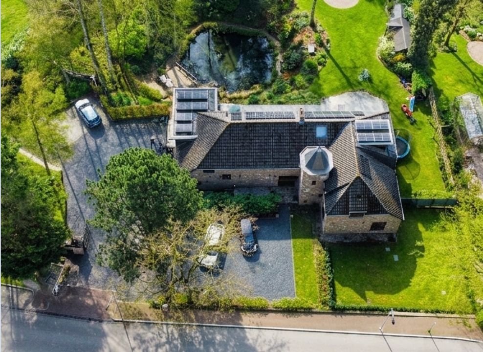 Villa in Schinnen, Limburg, Netherlands 2 - 17754044