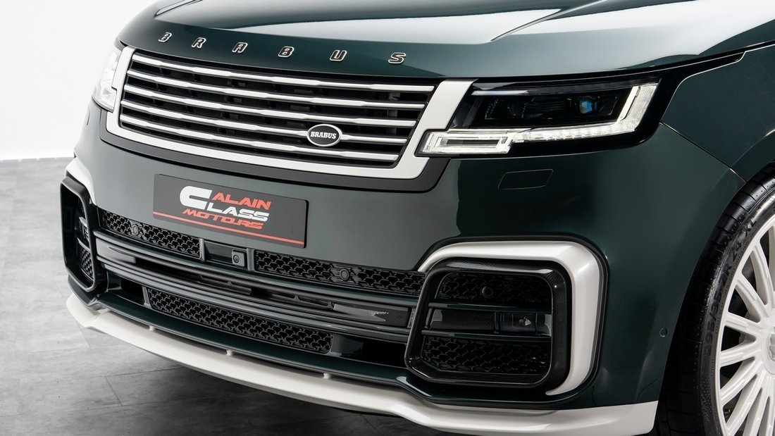 Suv in Dubai, United Arab Emirates 4 - 17753693