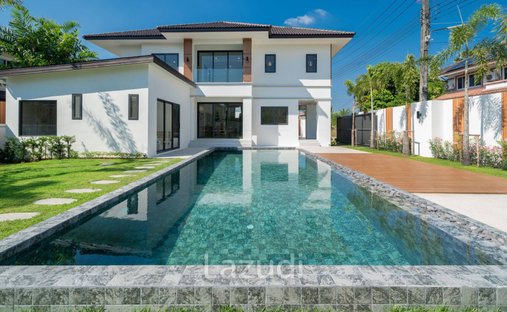 Villa in Si Sunthon, Phuket, Thailand 1