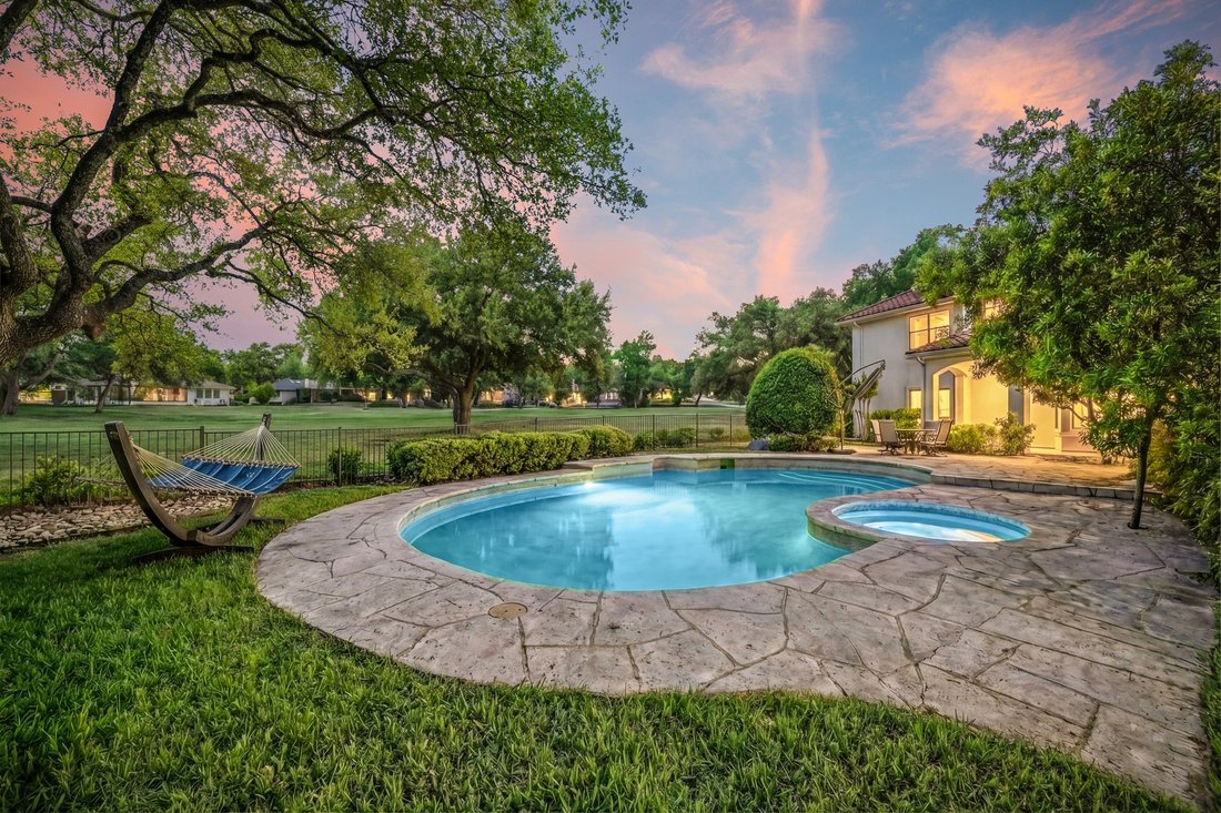 House in The Hills, Texas, United States 3 - 17753732