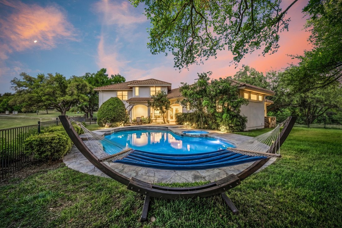 House in The Hills, Texas, United States 1 - 17753732