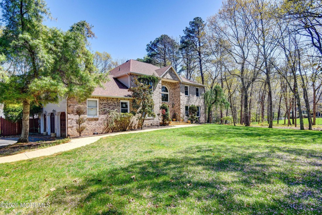 House in Freehold Township, New Jersey, United States 2 - 17753716