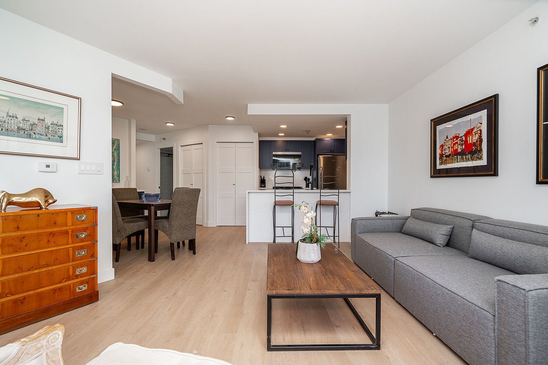 Condo in Vancouver, British Columbia, Canada 5 - 17753746