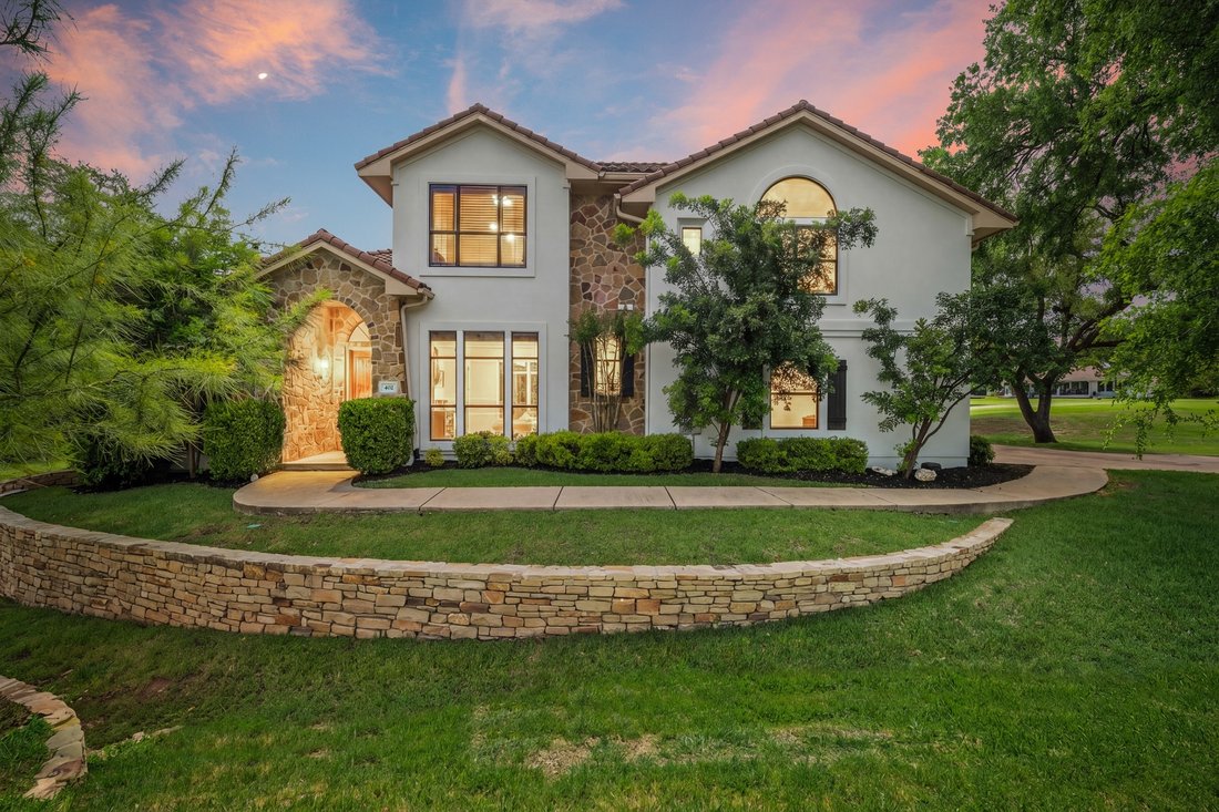 House in The Hills, Texas, United States 2 - 17753732