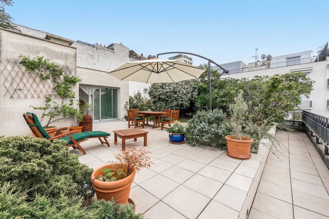 Apartment in La Plaine des Sablons, Neuilly-sur-Seine, France 3 - 17753741