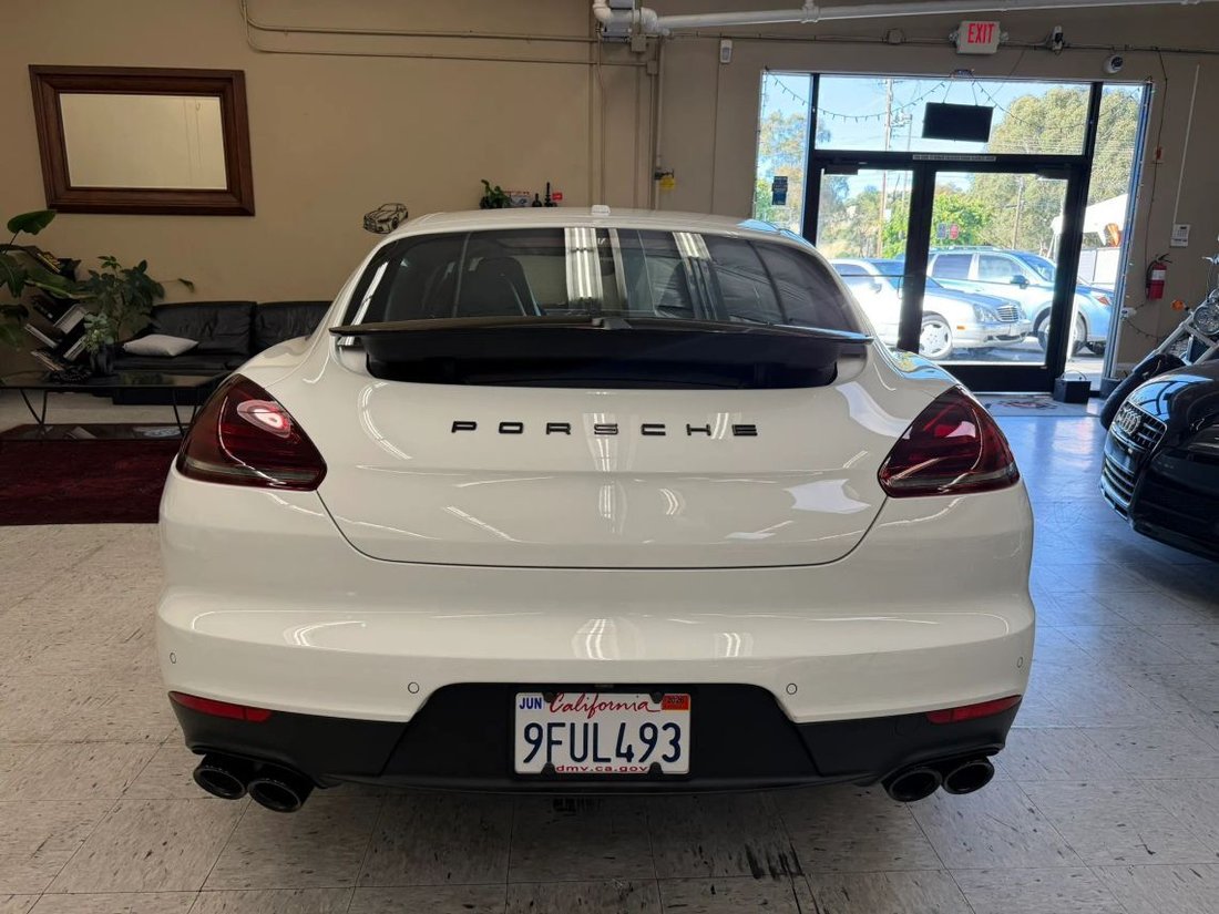 Sedan in Martinez, CA, United States 4 - 17754030
